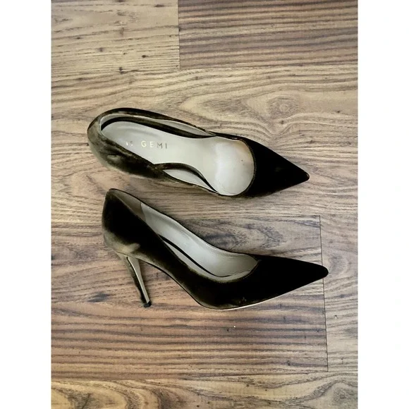 Gemi Shoes M Gemi Velvet Heels Poshmark